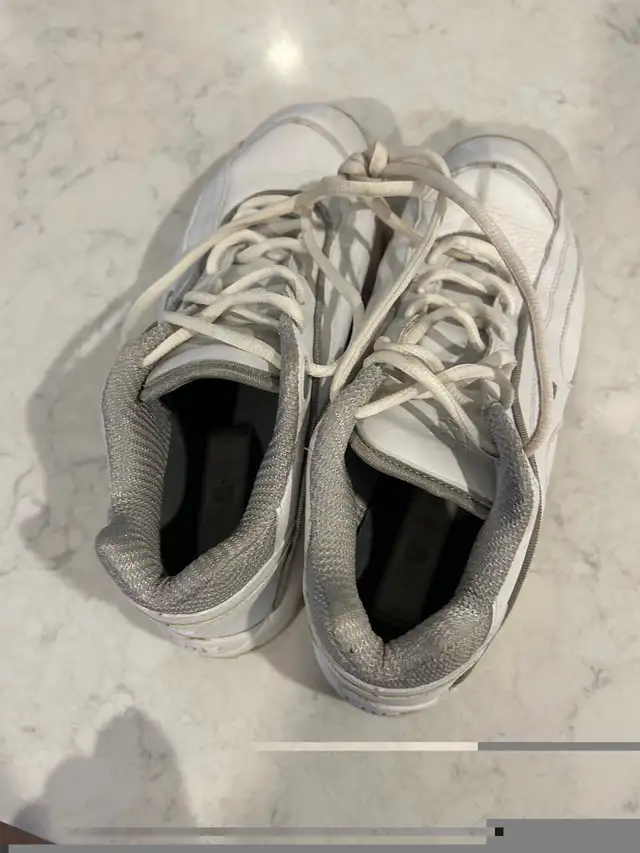Women’s Nike air golf shoes 7.5 in Golf in Guelph - Image 5