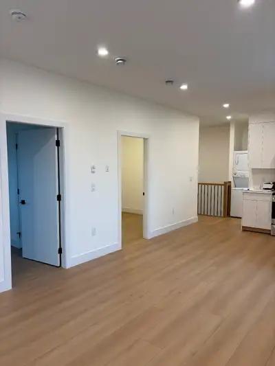 Located in upper deer lake area. Close to schools, bus, skytrain, parks and shopping(Metrotown). Sep...