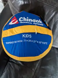 Chinook Kids Sleeping Bag Tapered W/ Hood