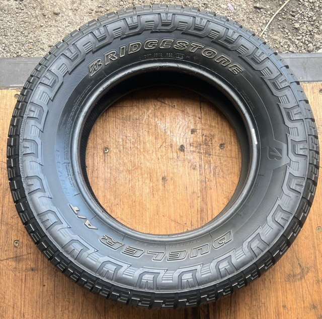  275/65R18 Bridgestone Dueler A/T Revo 3 in Tires & Rims in Mississauga / Peel Region - Image 3