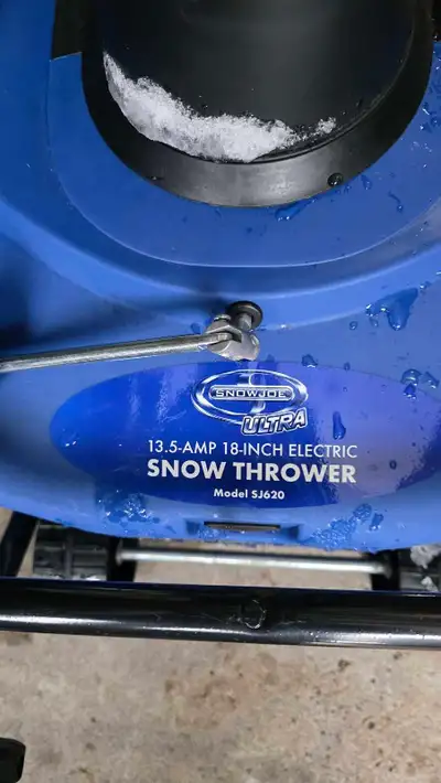 Snow Joe Ultra 18" 13-amp Electric Snow Thrower, View more