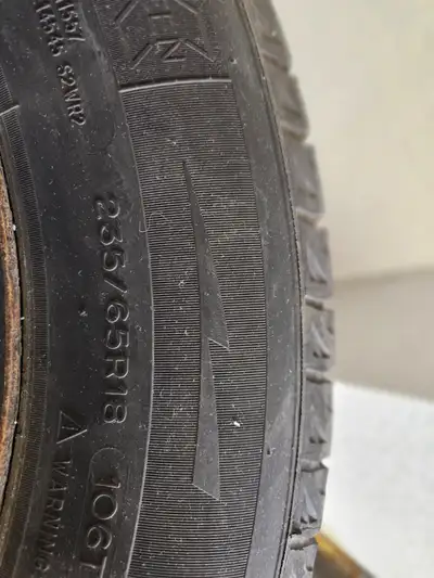 235/65 R18 Michelin winter tires with steel rims in great condition, came off Toyota highlander, sel...