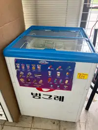 Commercial ice cream freezer with roller 220V