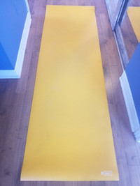yoga mat in Exercise Equipment in Ontario - Kijiji Canada