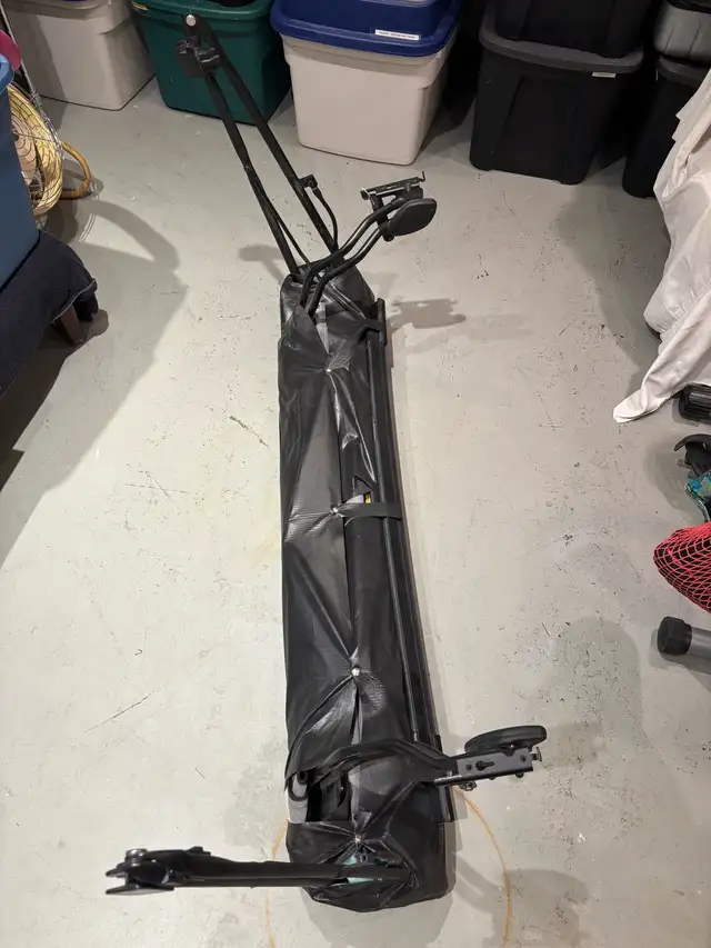 Jeep Wrangler soft top - 4 doors in Other Parts & Accessories in London - Image 2