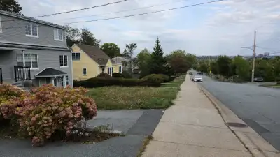 Available Starting December or January Central Avenue - Fairview B3N 2H5 Halifax All Female Room Mat...