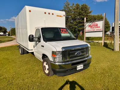 2021 Ford E-450 Cube Van. Asking $35,000 OBO Mileage: 101,000 km Engine: 7.3 L V8 gas Transmission:...