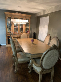 Dinning Room Table, 6 Dinning Room Chairs, and Hutch for Sale