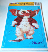 VINTAGE GREMLINS "GIZMO" GOLDEN FRAME BOARD TRAY PUZZLE