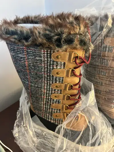 Women boot, View more