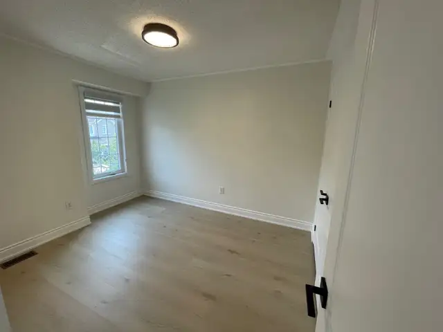 Renovated 3 Bedroom Townhouse for Rent in Mississauga $3200 in Long Term Rentals in Mississauga / Peel Region - Image 11