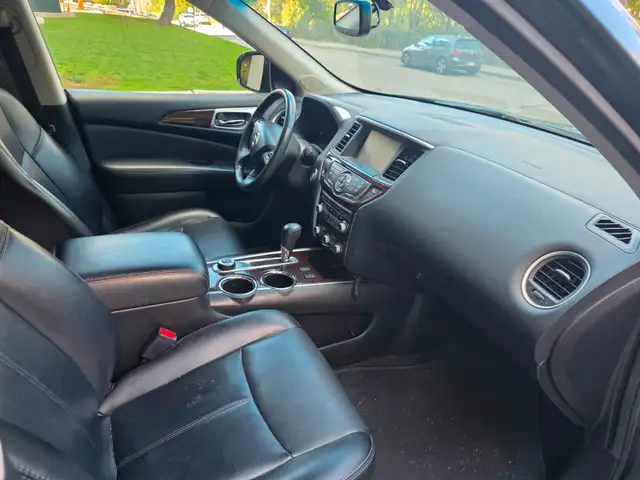 2015 Nissan pathfinder SL $680063871127344003123