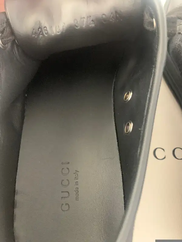 Women’s Authentic Gucci Sneakers - Black (Monogram Pattern) in Women's - Shoes in Kitchener / Waterloo - Image 7
