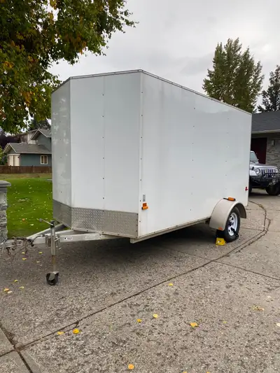 2010 enclosed trailer. Ramp door and side door.