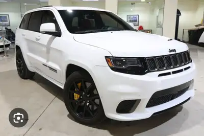 LOOKING FOR : Jeep Grand Cherokee / Jeep Cherokee / Dodge Durango Must be Safetied, Cash in hand
