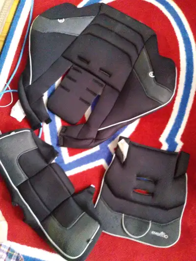 SET CUSHIONS 3PCS FOR EVENFLO 3 IN 1 CAR SEAT BOOSTER. FROM 2016 MODEL . NO PHONE CALLS TEXT OR EMAI...