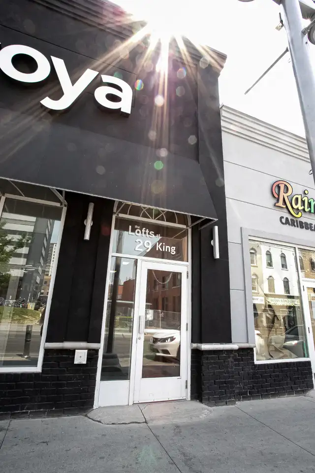 Beautifully renovated 1-bedroom apartment located in Downtown Ki