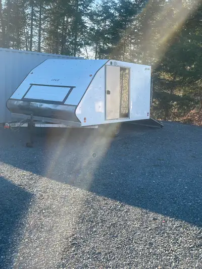 2010 snowmobile Alcom CROSSO trailer 2 new tire 2 spears tire