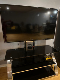 Glass TV/Entertainment Unit for Sale 