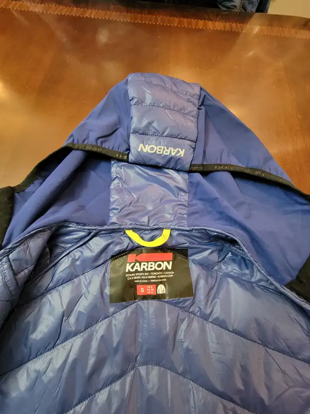 Women's Karbon Lightweight  Puffer Jacket, Size Small. New !! in Women's - Tops & Outerwear in City of Toronto - Image 3