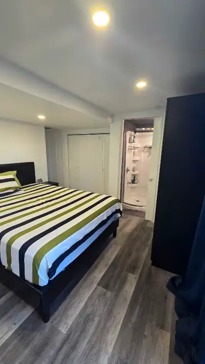 1 Bed Studio Basement Walkout