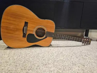 Yamaha FG335II vintage guitar, View more