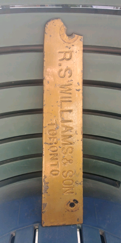 Plaque ancienne en métal in Arts & Collectibles in City of Montréal - Image 2