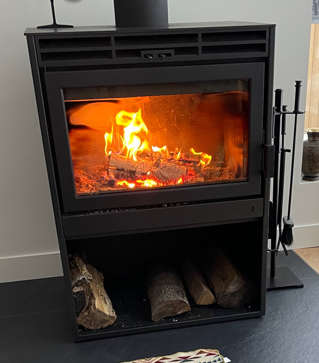 Socle pour poêle à bois  dans Foyers & bois de Chauffage  à Ville de Québec