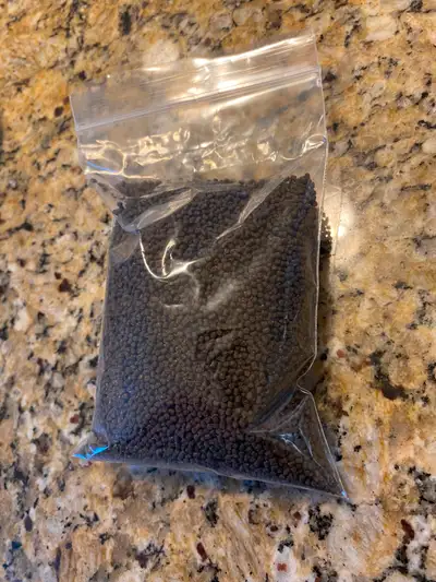 High quality shrimp/fish food. It's what I feed all my shrimp & fish tanks. 1.5 mm pellet size $10 f...