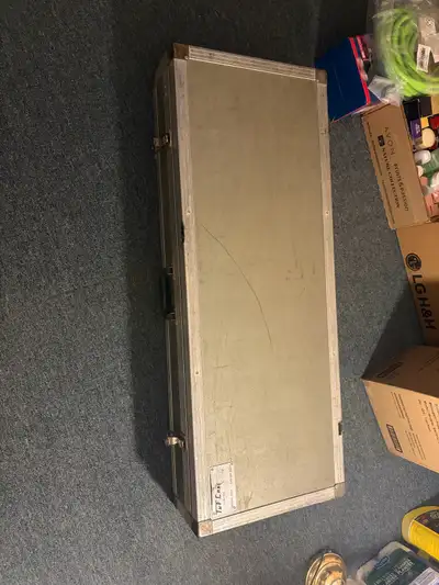 This Tufcase road case provides protection for your gear . measures 45 x17x7” outside , 42 x14 x5” (...