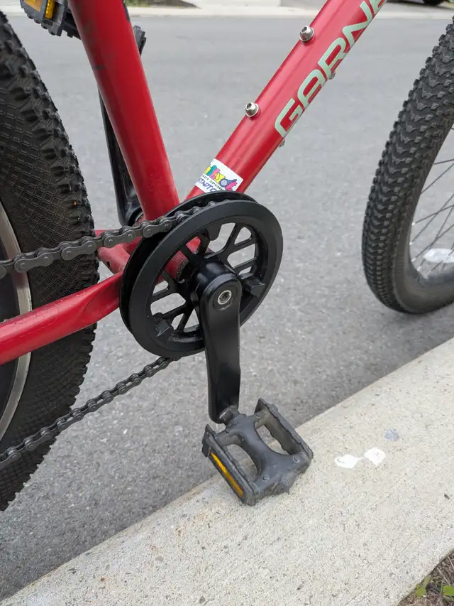 7-speed Kids Mountain Bike in Kids in Ottawa - Image 6