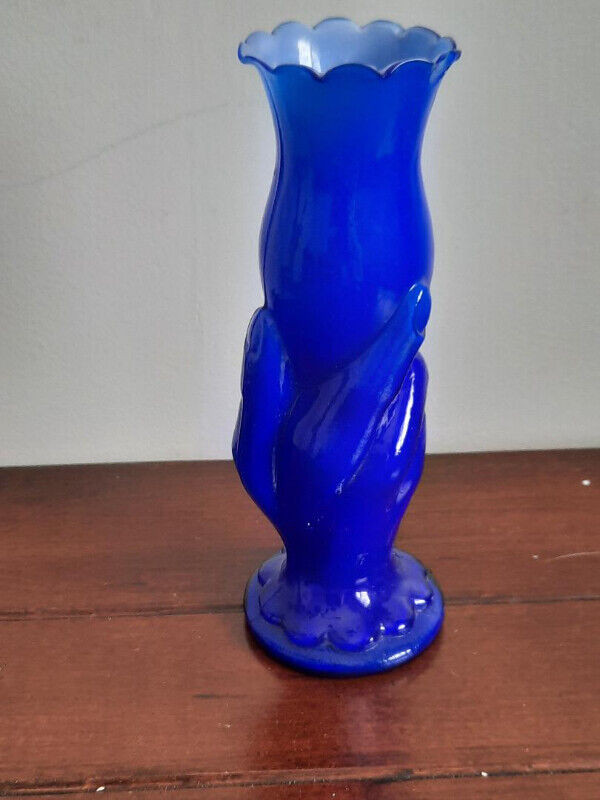 Cobalt Blue Art Glass Vases in Other in City of Toronto - Image 3