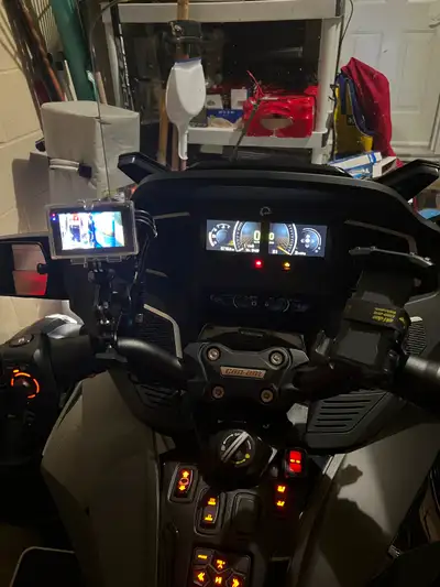 FOR SALE: 2023 Can-Am Spyder RT Limited – Fully Loaded, Like New! Low KMs | Ultimate Touring Comfort...