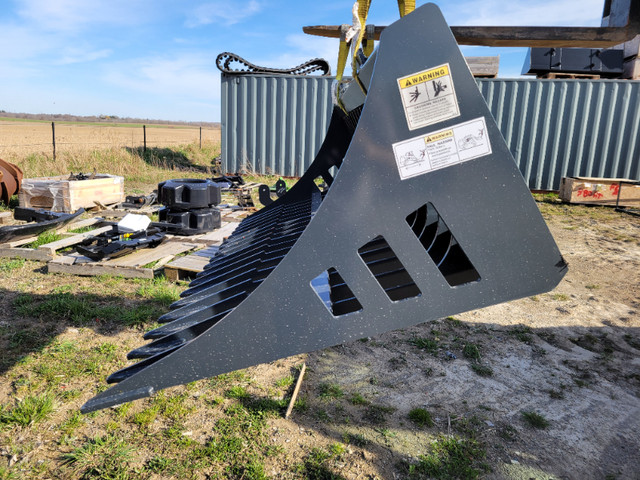 Skeleton bucket in Farming Equipment in Woodstock - Image 2