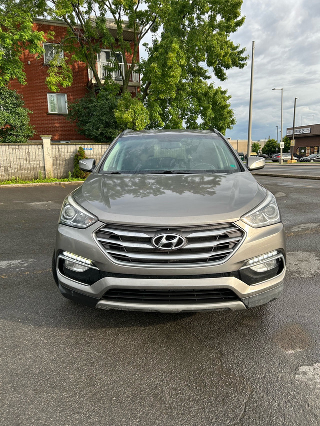 2018 Hyundai Santa Fe AWD dans Autos et camions  à Laval/Rive Nord - Image 2