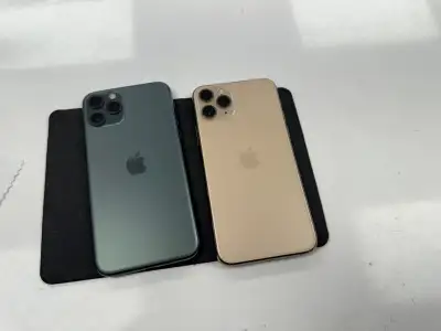 Unlocked Apple iPhone 11 pro max with 1 year warranty !, View more