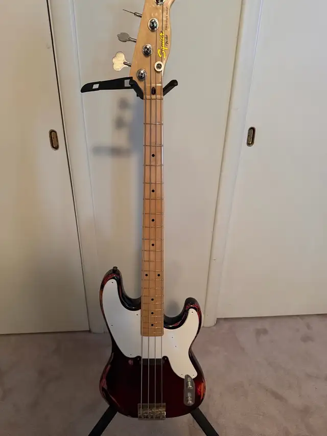 Fender Squier Bass Guitar in Guitars in North Bay - Image 3