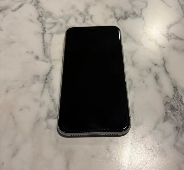 iPhone XR62863727954179125