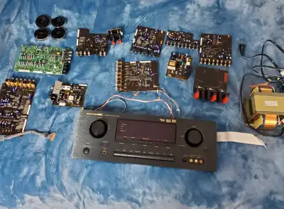Parts for Marantz surround receiver sr7200 Everything from front panel, to transformer, motherboard,...