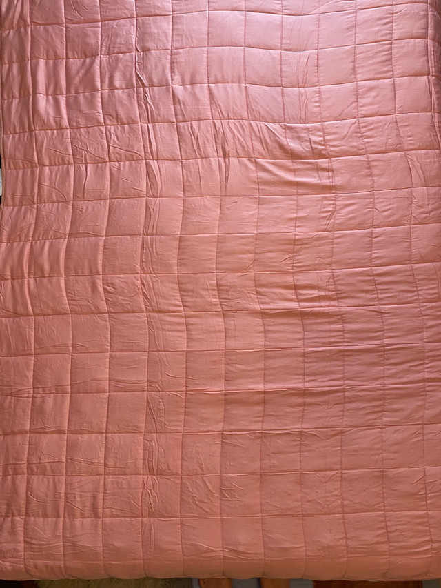 Weighted Blanket Pink 18lbs pounds  in Bedding in City of Toronto