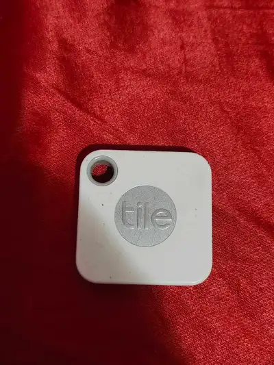 Tile Locator keyring, View more