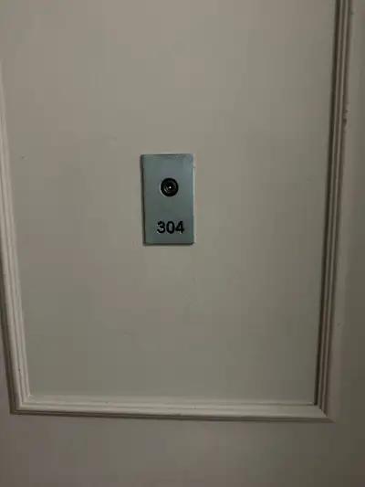 Libre immédiatement Appartement 3 1/2 au 2e étage Vieux-Longueuil Une chambre à coucher, une salle d...