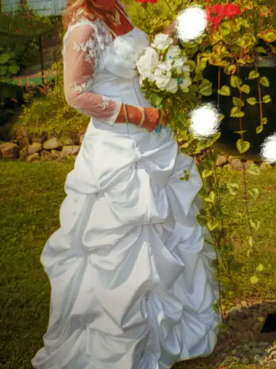 Robe de  Bal ou de Mariage, View more