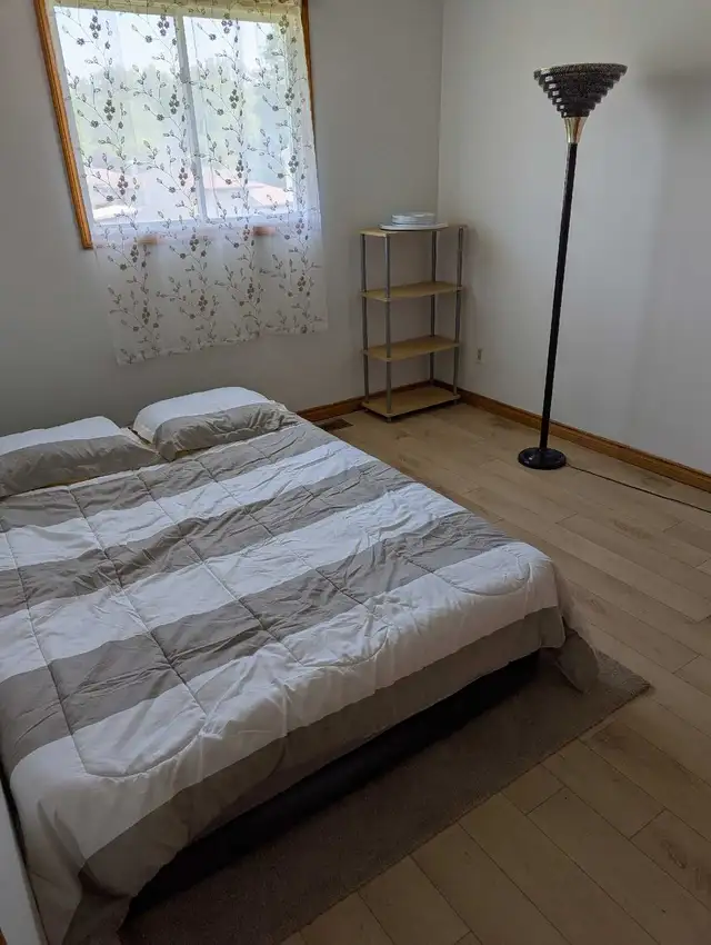 Private room for rent on second floor in detached house