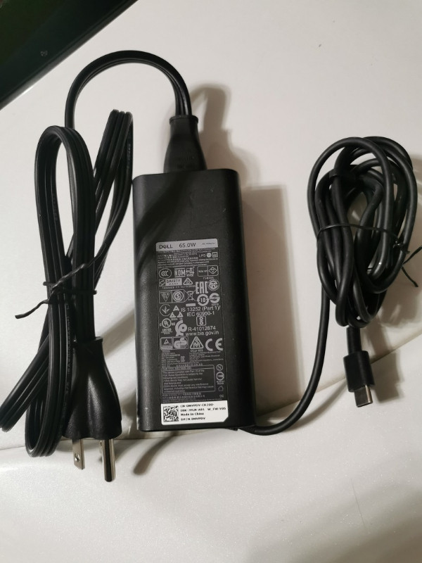 Dell USB-C 65 W AC Adapter HA65NM190 in Laptop Accessories in Markham / York Region