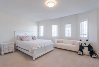 **IF THE AD IS UP, THE ROOM IS AVAILABLE. No response if only ask it’s available or not.** ***PLEASE...