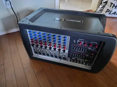 Peavy 1200 watt amplifier XR-8600, View more