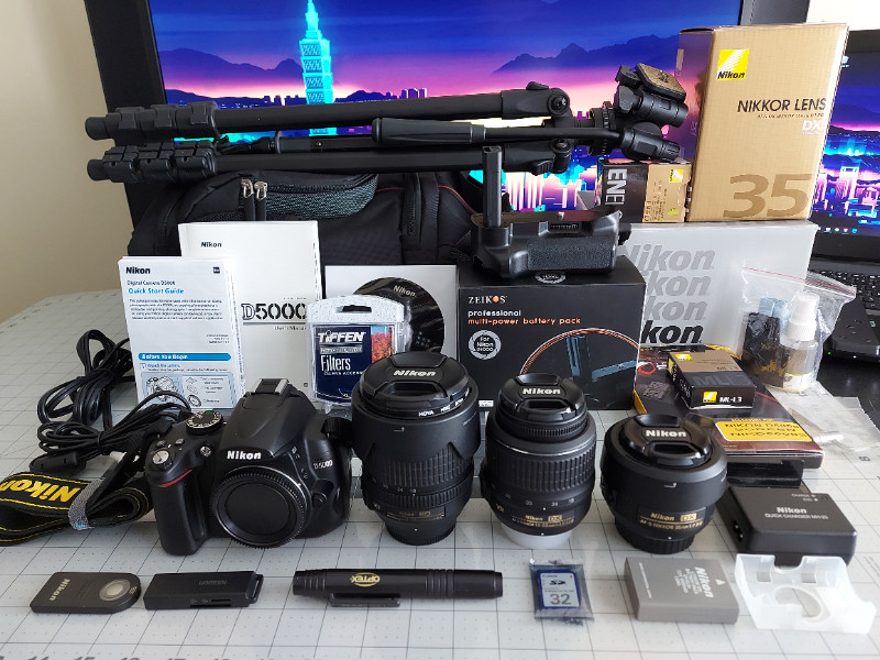 Nikon D5000 DSLR + 3 Lenses + Accessories, used for sale  