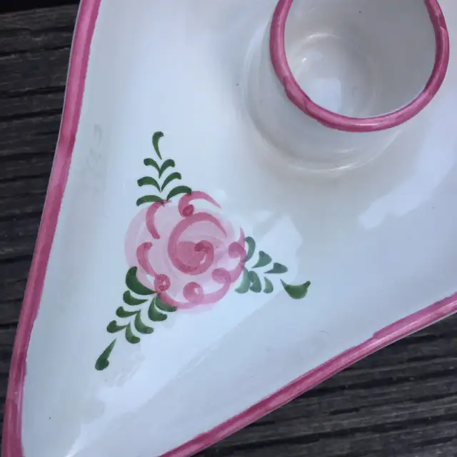 Vintage Portuguese Vestal Pottery Chamberstick (EUC)62854393825155124
