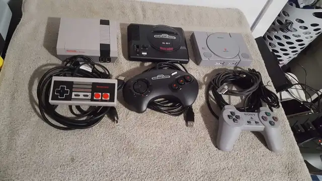 Mini Video game consoles  in Older Generation in Red Deer - Image 2